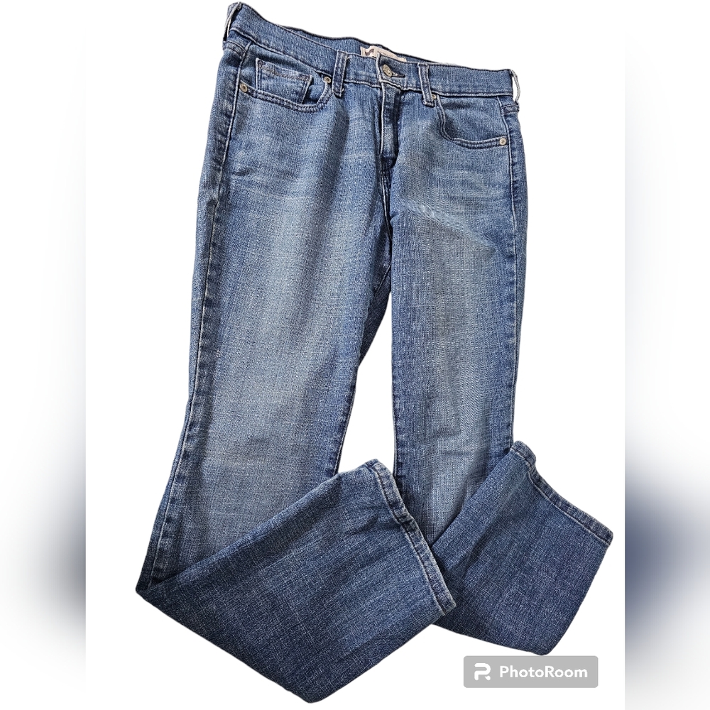 Levi's 515 Boot Cut size 6 light wash